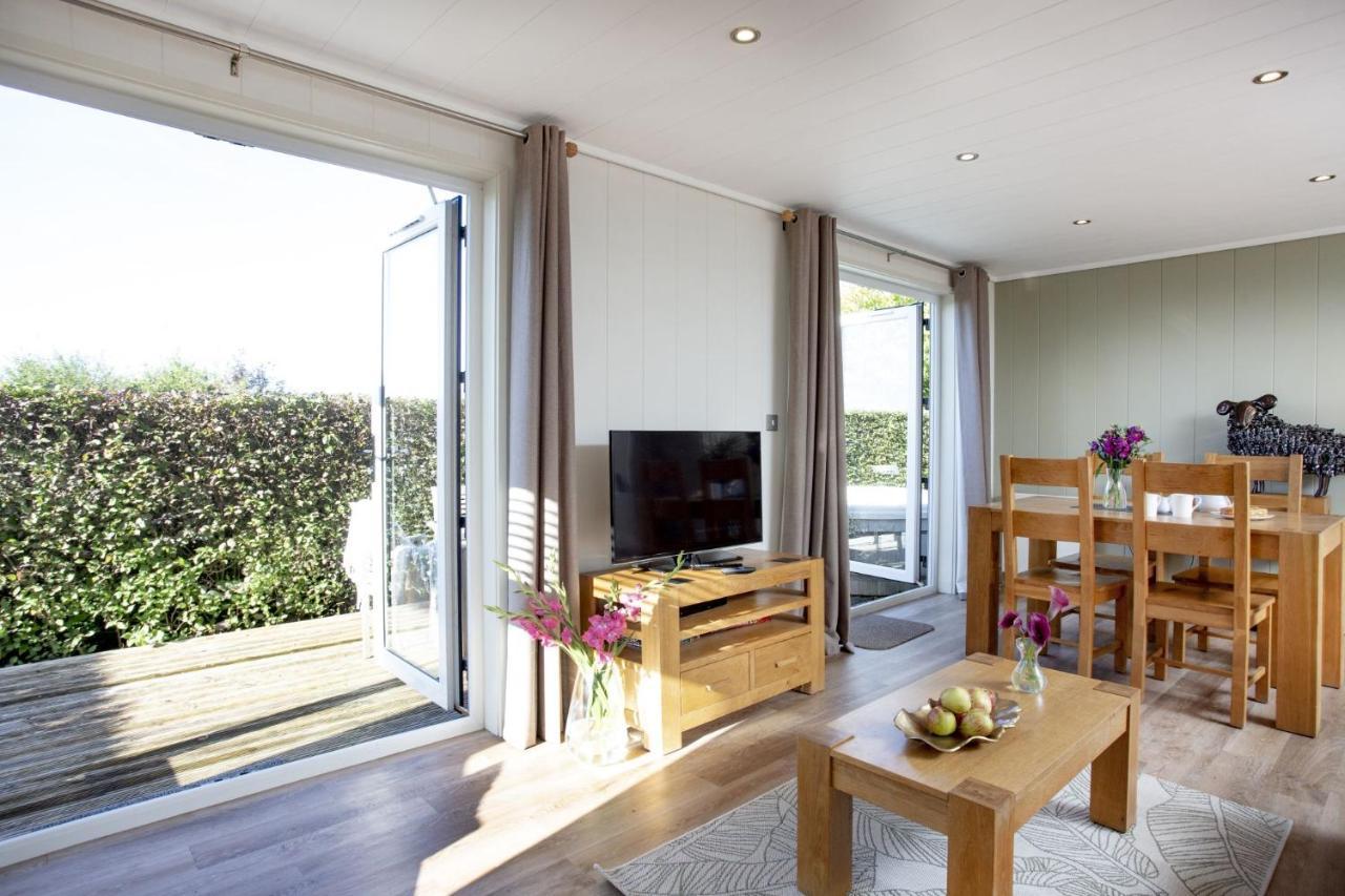 Whileaway Lodge, Strawberryfield Park Чеддар Екстер'єр фото