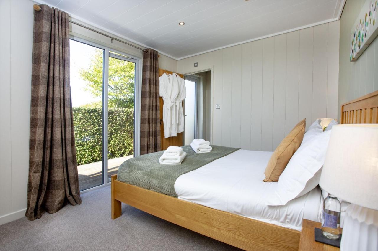 Whileaway Lodge, Strawberryfield Park Чеддар Екстер'єр фото